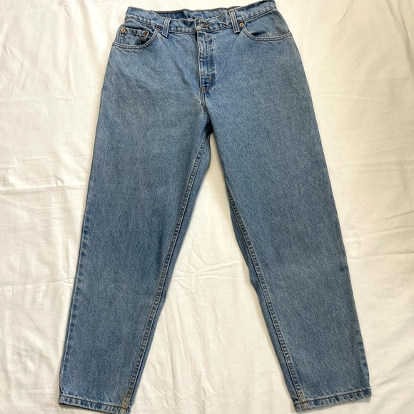 Vintage Levi's 551 Relaxed Tapered 10 12 Petite - Picture 3 of 10